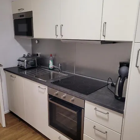 Apartment Schoene, Gemuetliche Moeblierte 2 Zi In Rgb